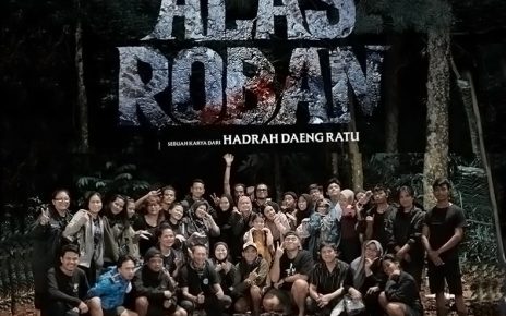 Lagu Nike Ardilla Muncul di Teaser Film ‘Alas Roban’ Berlatar Dekade 1990-an