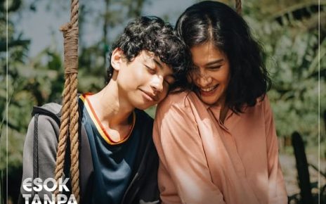 Dian Sastrowardoyo Peran Ganda Jadi Produser & Pemain dalam Film ‘Esok Tanpa Ibu’