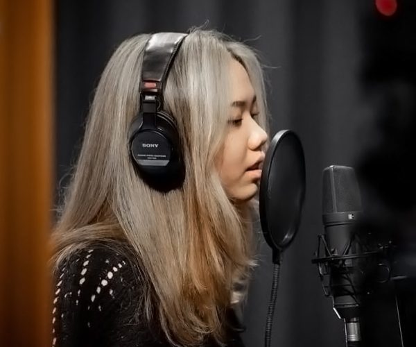 Jelang Akhir Tahun 2025, Eileen Pandjaitan Rilis Lagu ‘Shooting Star' Genre Pop Ballad