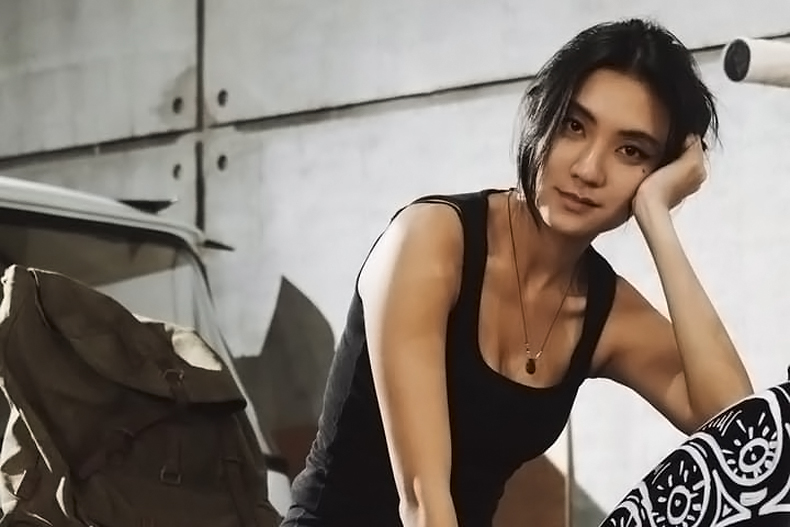 Rachel Cia Rilis Single ‘Dopamine’ Kisah Personal tentang Cinta yang Tak Sehat