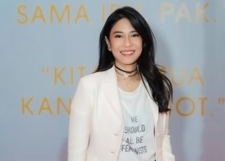 Dian Sastrowardoyo Ungkap Pengalaman Menegangkan Syuting Film ‘Esok Tanpa Ibu’