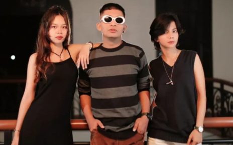 Gandeng Roy Jeconiah, Grup Band Tanda Seru Rilis Ulang Lagu Hits ‘Panitia Akhirat’