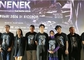 Oki Rengga Ungkap Totalitasnya Bintangi Film ‘Sebelum Dijemput Nenek’