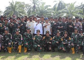 Mendagri Tito Karnavian melepas taruna Akademi Kepolisian (Akpol), Akademi Militer (Akmil), dan Universitas Pertahanan (Unhan) untuk membantu percepatan penanganan pascabencana di Kabupaten Aceh Tamiang, Aceh.