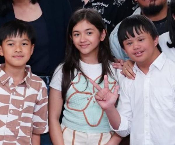 Denny Siregar Patahkan Stigma Lewat Film ‘Tanah Runtuh’ dengan Anak Down Syndrome