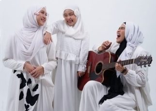 Queen Lala feat Kanaya Aisyah dan Shinta Priwit Rilis Lagu Religi 'Puasa Ramadhan'