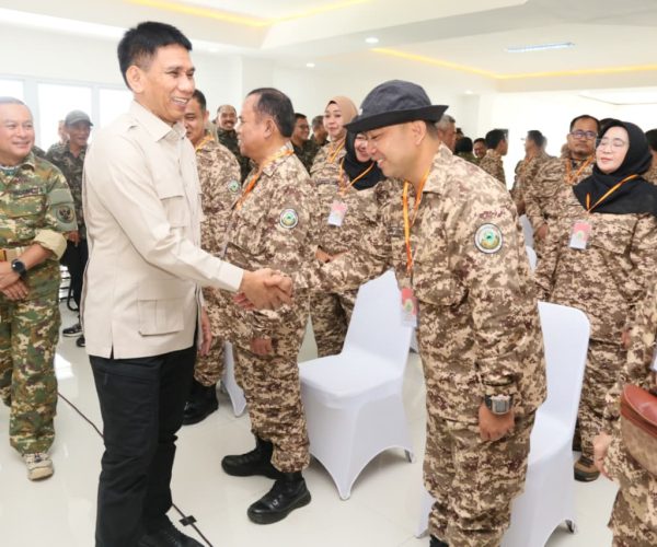 Wamendagri Wiyagus Buka Retret Pejabat Kuningan