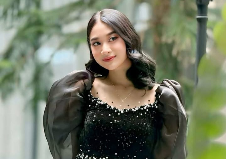 Safira Zaza Resmi Remake Lagu ‘Salah Tapi Baik' Milik Cakra Khan Versi Wanita