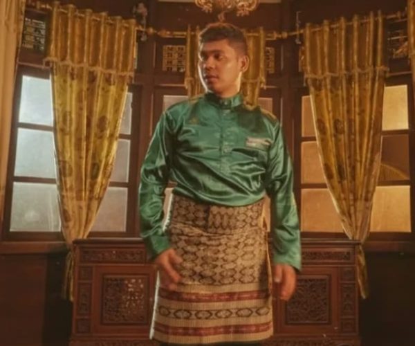 Ario Setiawan Rilis Lagu Lebaran ‘Jangan Marah' Ajak Masyarakat Saling Memaafkan