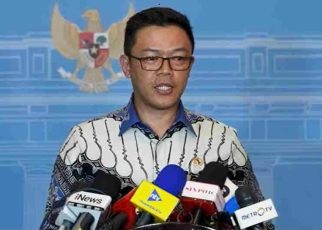 Menlu Hubungi AS dan Iran, Sampaikan Niat Prabowo Jadi Mediator Konflik