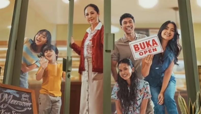Meriam Bellina Jadi Ibu Baik dan Jauh dari Karakter Antagonis di Film ‘Senin Harga Naik’