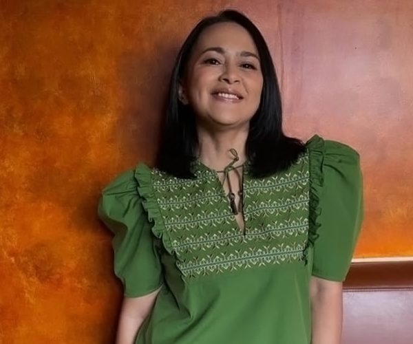 Sarah Sechan Lakoni Peran sebagai Tante Yuli dalam Film 'Tunggu Aku Sukses Nanti'