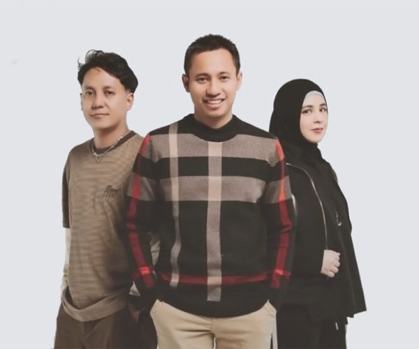 Duo Risty Ang Kolaborasi Syafii Efendi Rilis Lagu ‘Jadilah Pemenang’