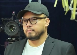 Joko Anwar Ungkap Makna Filosofis di Balik Visual Lubang Poster Film ‘Ghost in the Cell’