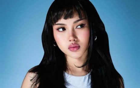 Shakira Jasmine Rilis MV ‘Akankah Aku Sampai Kesana’ tentang Refleksi Mimpi & Asia Tour 2026