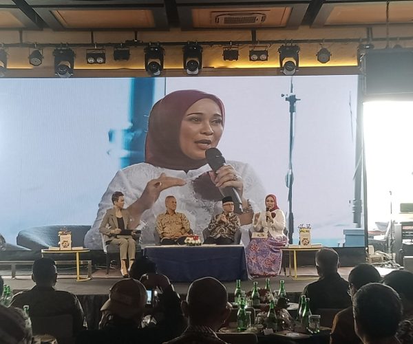 Koperasi Desa dan Merek Kolektif, Jalan Keluar Lesunya Ekonomi