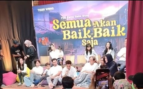 Baim Wong Ungkap Sutradarai Film ‘Semua Akan Baik-Baik Saja’ Bertabur BintangBaim Wong Ungkap Sutradarai Film ‘Semua Akan Baik-Baik Saja’ Bertabur Bintang