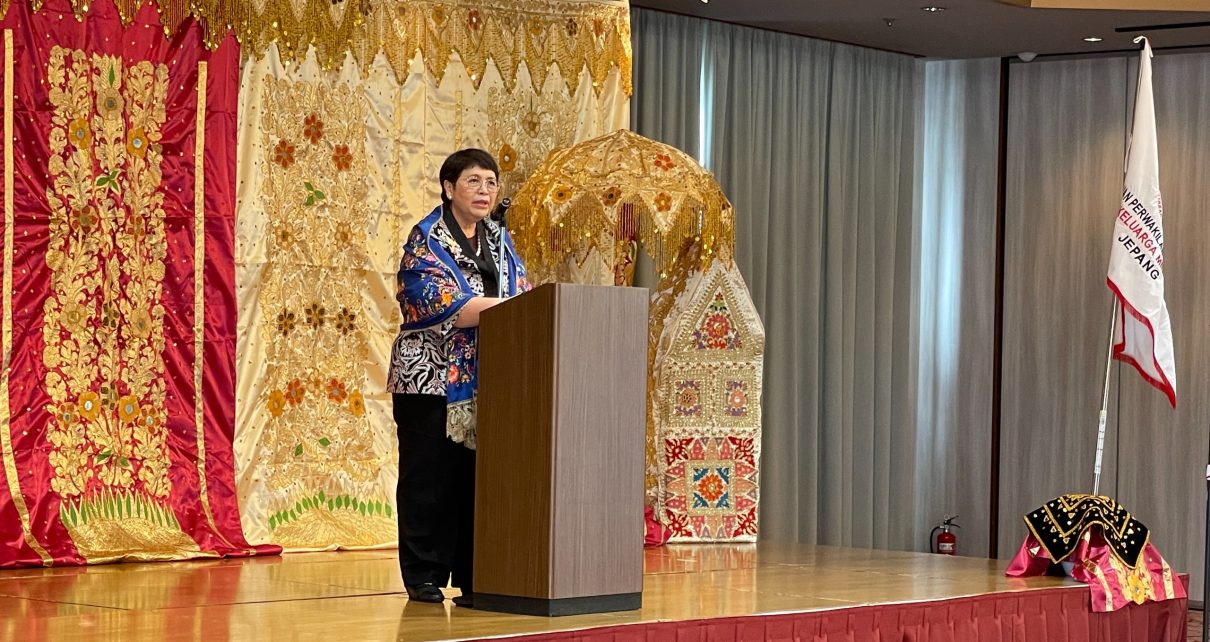 Festival Budaya Indonesia bertajuk “Rang Minang Baralek Gadang” digelar meriah di Tokyo, Jepang, Minggu (23/5/2026). Ragam hias khas Minangkabau seperti songket dan batik menghiasi lokasi acara yang diselenggarakan Ikatan Keluarga Minangkabau Jepang dengan dukungan KBRI Tokyo tersebut.