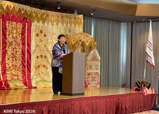Festival Budaya Indonesia bertajuk “Rang Minang Baralek Gadang” digelar meriah di Tokyo, Jepang, Minggu (23/5/2026). Ragam hias khas Minangkabau seperti songket dan batik menghiasi lokasi acara yang diselenggarakan Ikatan Keluarga Minangkabau Jepang dengan dukungan KBRI Tokyo tersebut.