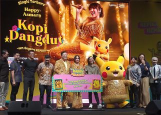 Happy Asmara dan Pikachu Bawakan Lagu ‘Kopi Dangdut’ dengan Goyang Hepika