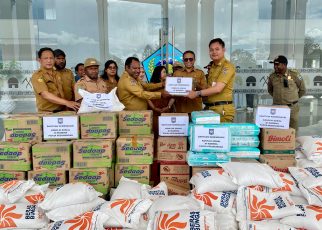 Kemendagri Serahkan Bantuan Sosial untuk Korban Konflik di Wamena