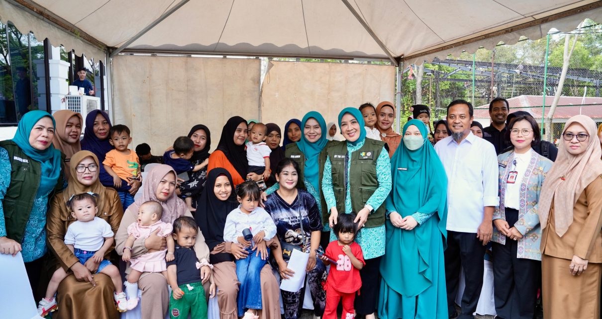 Ketum TP PKK Ajak Warga Sulsel Tingkatkan Imunisasi Anak demi Generasi Sehat