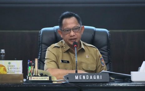 Mendagri Tito Karnavian mengapresiasi capaian inflasi nasional April 2026 yang berada di angka 2,42 persen secara tahunan atau year on year (yoy). Meski