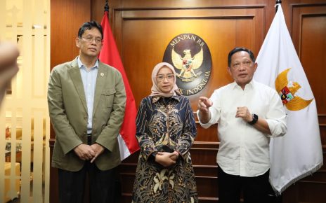 Pemerintah Bahas Pengelolaan Kepegawaian dan Keuangan Daerah