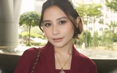 Prilly Latuconsina Ungkap Perannya sebagai Pocong dalam Film 'Holy Crowd'