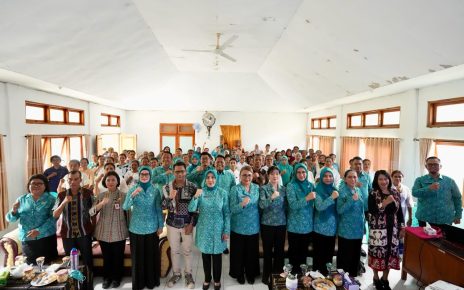 Tri Tito Minta Kader PKK Jadi Penggerak Edukasi Konsumsi Ikan Sehat