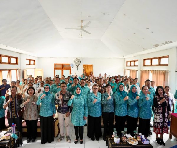 Tri Tito Minta Kader PKK Jadi Penggerak Edukasi Konsumsi Ikan Sehat