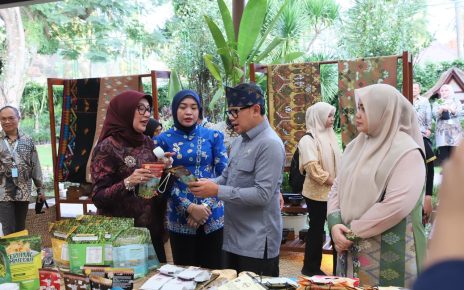 Wamendagri Bima Dorong Pemda Percepat Digitalisasi UMKM