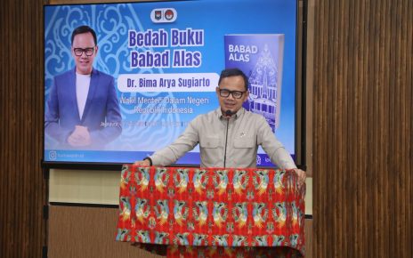Bekali Praja IPDN Papua, Wamendagri Bima Ungkap Tiga Fondasi Pemimpin