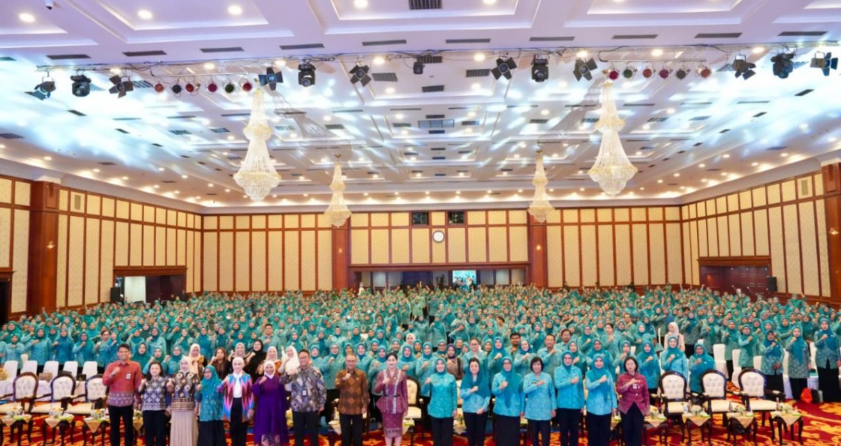 Ketum TP PKK Ajak Para Pengurus dan Kader PKK Pahami Pentingnya Literasi Keuangan di Tingkat Keluarga