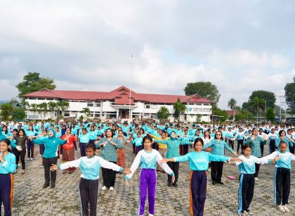 Ketum TP PKK Ajak Pelajar TTU Siapkan Diri Menjadi Generasi Emas 2045