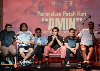 Martian Sukses Gelar Showcase ‘Merayakan Patah Hati: Amin’ di Coma M Bloc, Jaksel