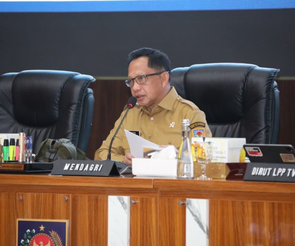 Mendagri Minta Daerah Waspadai Kenaikan Harga Minyak Goreng