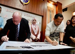 Mendagri Tito Sebut Atambua Jadi Jalur Bersejarah Penerbangan Eropa-Australia