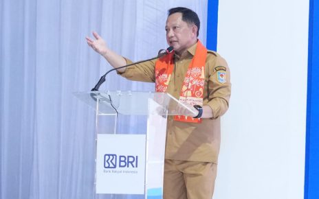Mendagri dan Menteri PKP Bakal Revisi Definisi MBR dan Hapus Hambatan Domisili