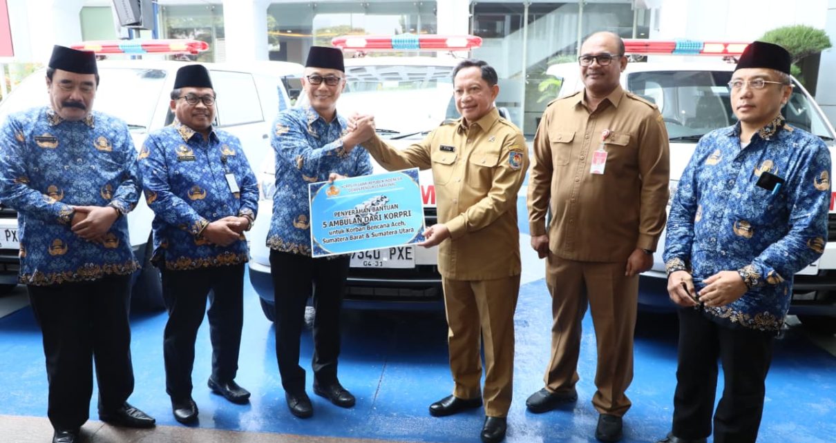 Tito: Bantuan Ambulans Korpri Sangat Berarti bagi Korban Bencana Sumatera