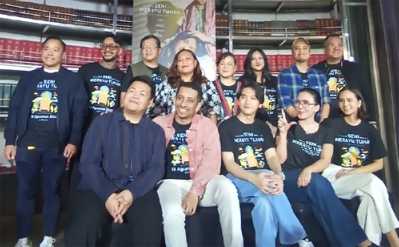 Rieke Diah Pitaloka Nilai Istimewa Peluncuran Film ‘Seni Merayu Tuhan’ di Perpusnas