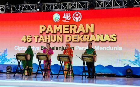 Tri Tito Hadiri Acara Syukuran 46 Tahun Dekranas di Makassar