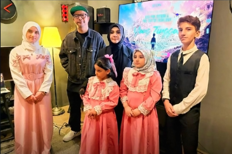 Malique, Zizi Kirana dan Yasin Sulaiman Rekam Lagu ‘Yang Tinggal’, Dukung Palestina