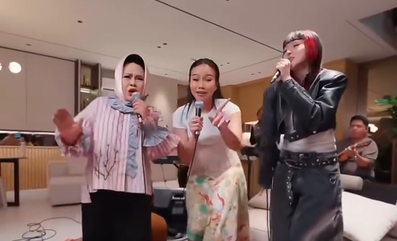 Yura Yunita Kolaborasi Hetty Koes Endang dan Indahkus Nyanyikan Lagu ‘Bandung’