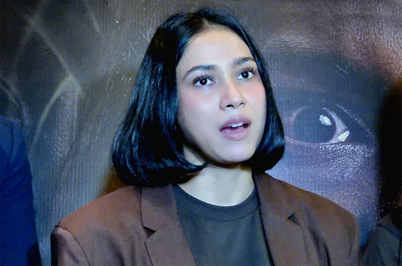 Aghniny Haque Ungkap Pengalaman Syuting Pakai Teknologi VP di ‘Bisikan Desa Gringsing’