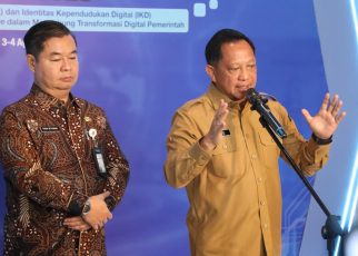 Mendagri Tito: Integrasi Data Dukcapil Bikin Bansos Lebih Tepat Sasaran