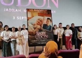 Totalitas Denny Sumargo Bintangi Film ‘Baby Udon’ Rela Cukur Rambut Sampai Botak