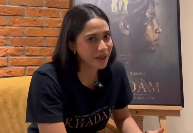 Aghniny Haque Kagum pada Peran Seorang Ibu Tunawicara di Film ‘Khadam’