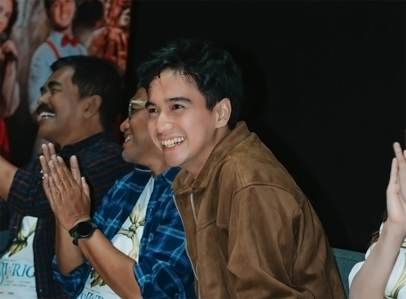 Dito Darmawan Ungkap Tantangan Berperan Jadi Pocong di Film ‘Conjurig’