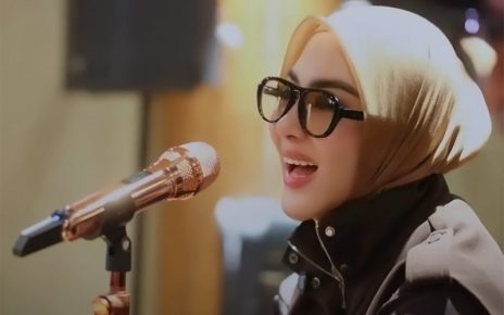 Syahrini "Comeback" Jadi Gong Penampil Puncak di Hari Terakhir Pestapora 2026
